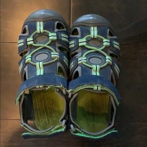 Boys outdoor gym shoe